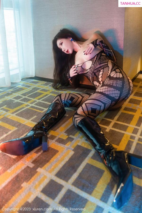 陈怡曼 叶媚儿Amei [XiuRen]高清写真图 2023.11.21 No.7691 陈怡曼 美腿美臀第60张图片